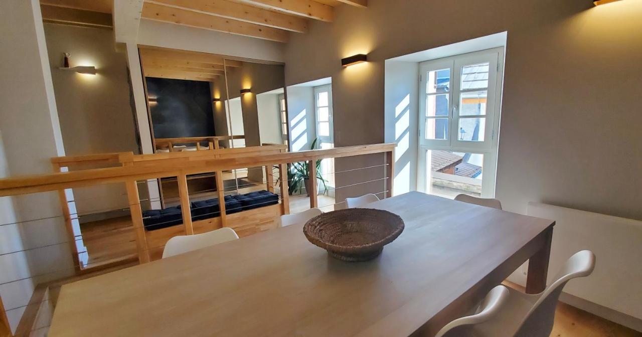 L'Hivernet, Grand Triplex Neuf Au Coeur D'Embrun Acces Facile Luaran gambar