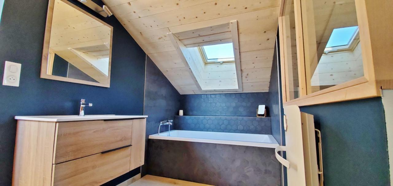 L'Hivernet, Grand Triplex Neuf Au Coeur D'Embrun Acces Facile Luaran gambar
